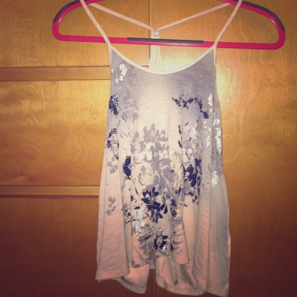 Light pink flowery tank