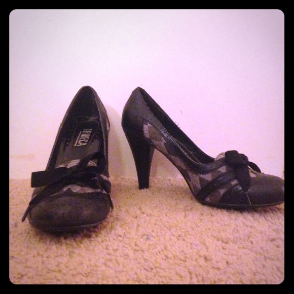 Black heels