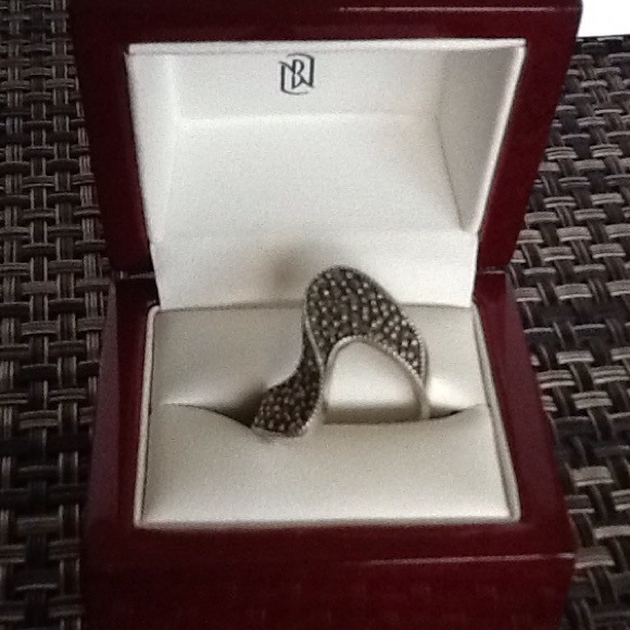 Imported Wave Cocktail ring s. 7