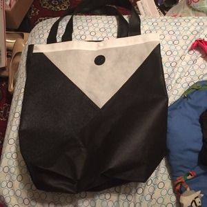 LuLulemon reusable tote XL