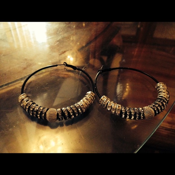 Large Hoops - Picture 3 of 4