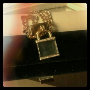 Chic chain link bracelet