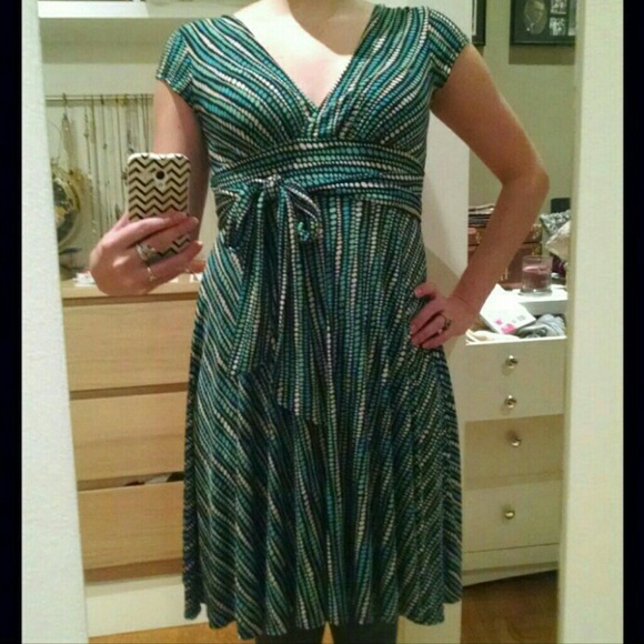 V-Neck Black, Turquoise, & White Pattern Dress