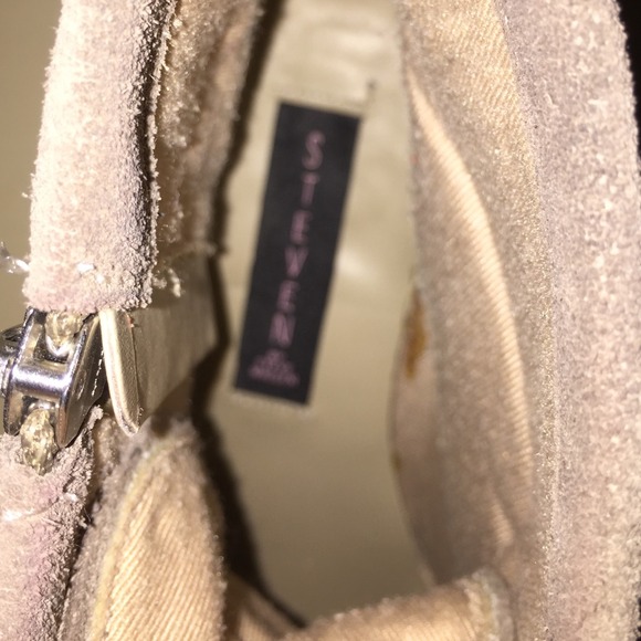 Steve Madden booties - Picture 3 of 4