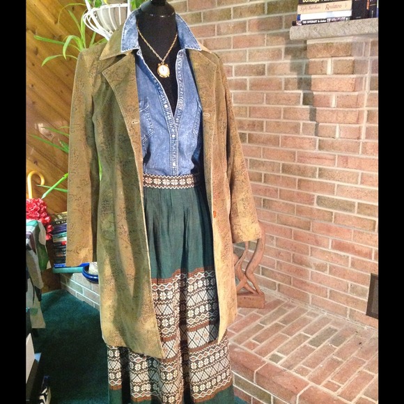 SOLD AT HOME🔥️VINTAGE A-LINE TAPESTRY SKIRT🔥 - Picture 4 of 4