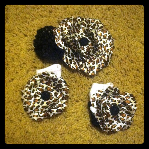 Leopard headband with matching socks