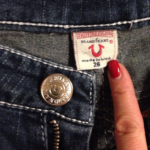 SOLD True Religion jeans - Picture 3 of 4