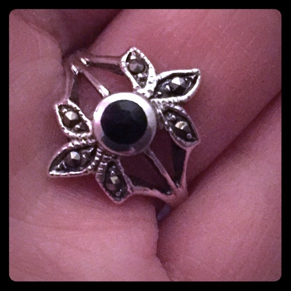 Sterling silver ring unique ! - Picture 1 of 2