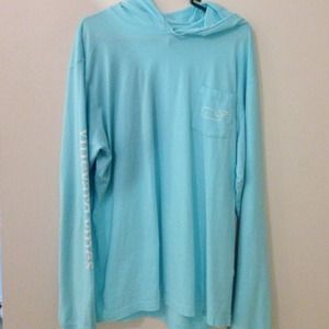 VINEYARD VINES turquoise long sleeve w hood!!
