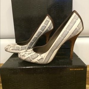 *REDUCED* B Makowsky black/white snake wood hill