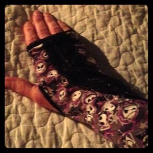 Disney Nightmare before Christmas Gloves! 💅