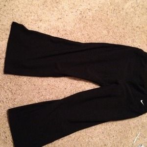 Nike FitDry flared capris