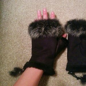 Black fur gloves