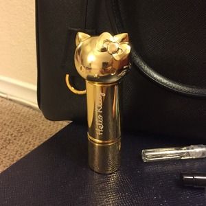 Sephora Hello kitty Retractable Kabuki Brush