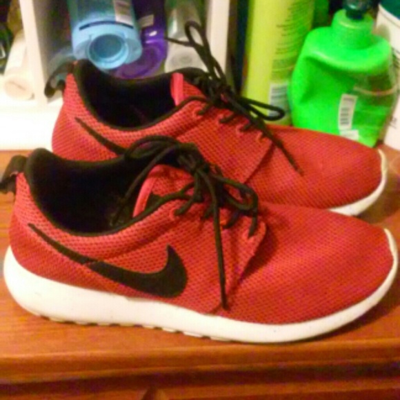 Red Roshe Runs