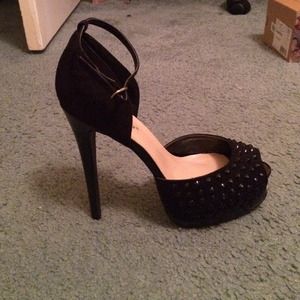 Black Suede Studded Heels! Size 7.5