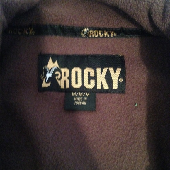 Rocky Mountain Camo Womens Jacket - Picture 2 of 2