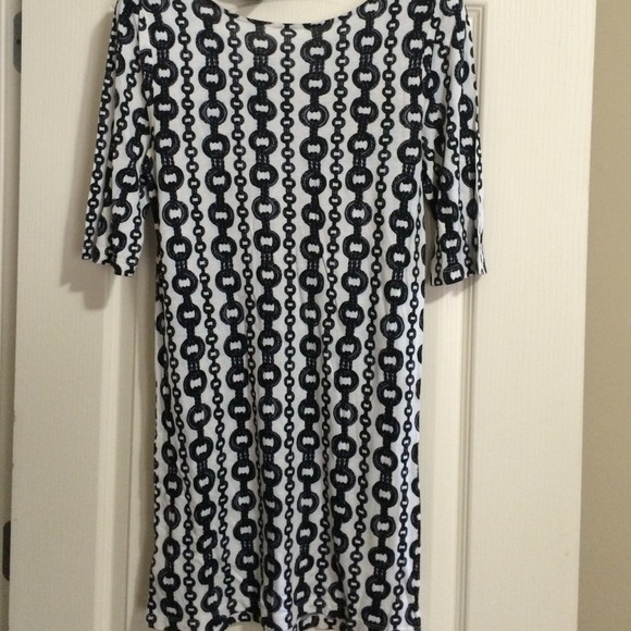 Easy slip on shift dress with chain link detail