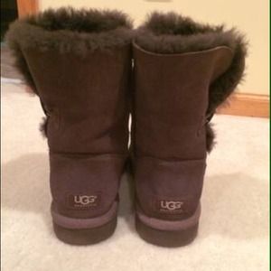 Brown Bailey button uggs
