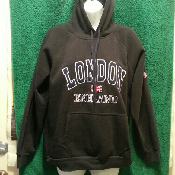 Black sweatshirt hoodie, hand warmer pockets in fr - Picture 1 of 4
