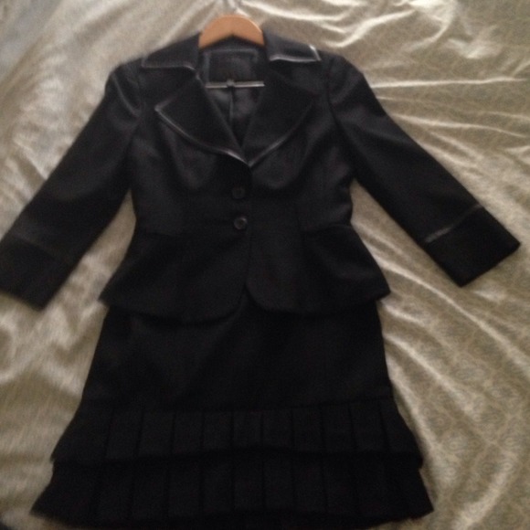 Bebe black faux leather trim skirt suit