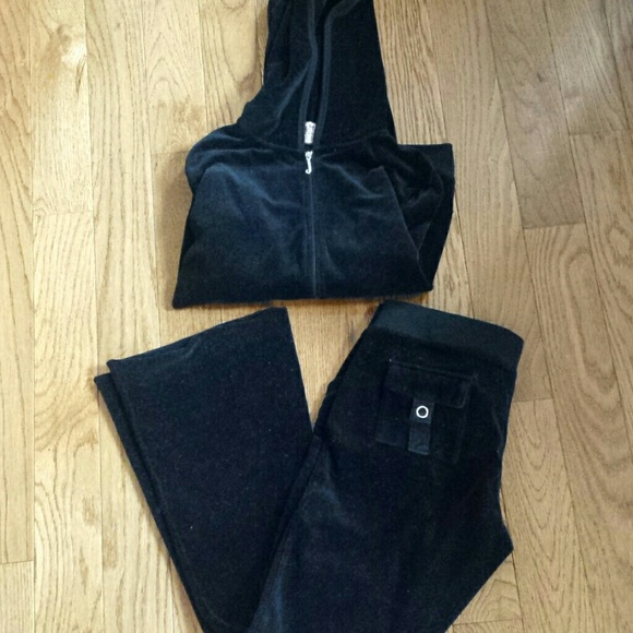 Priced to sell! Juicy Tracksuit