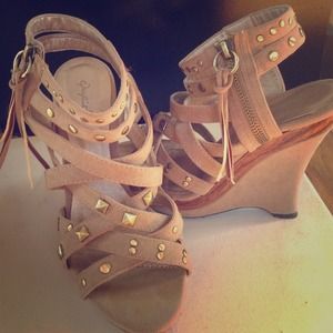 Studded wedge sandals with zipper on the side!