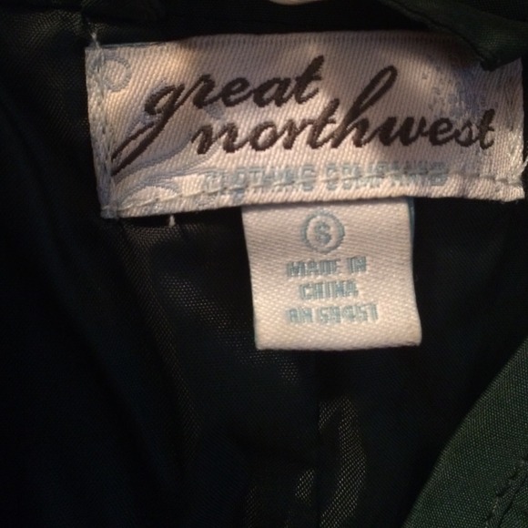 Great Northwest Classy Green Vest - Picture 3 of 4