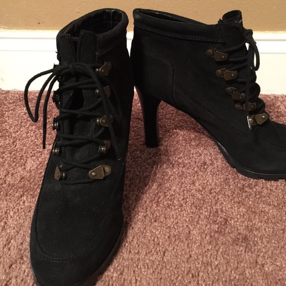 Ralph Lauren black suede boots! Chic with jeans!