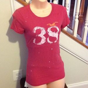 Pink Hollister t shirt