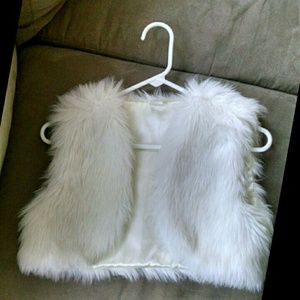 White faux fur vest. SOLD ON VINTED