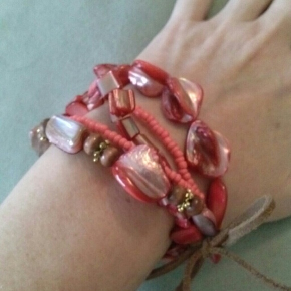 Coral Layered Bead Bracelet - Picture 2 of 3