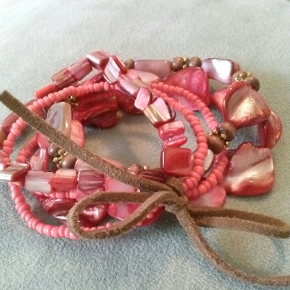 Coral Layered Bead Bracelet - Picture 3 of 3