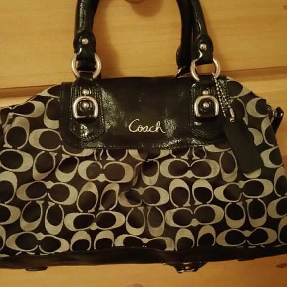 Authentic Signature Coach Purse
