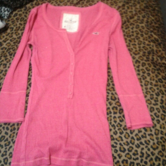 Hollister top