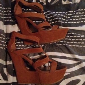 Brown wedges