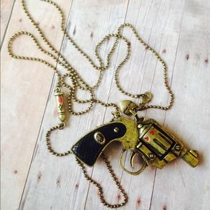 Betsey Johnson Pistol/Gun Runway Necklace