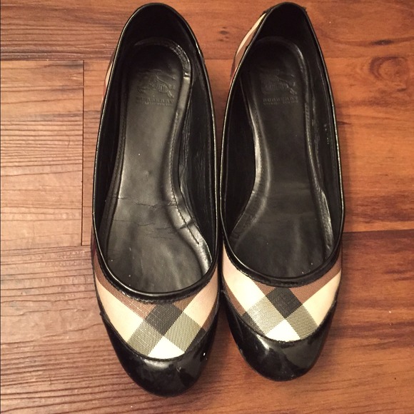 Burberry flats