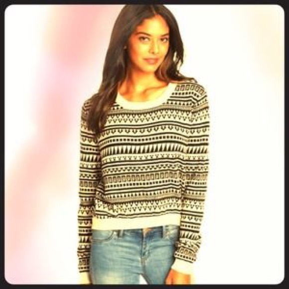 {BCBG} Aztec Crop Sweater - Picture 1 of 3