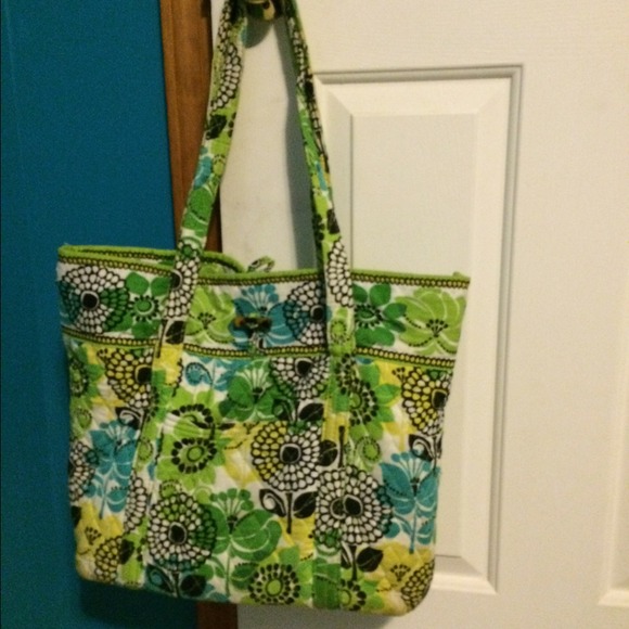 Vera Bradley large tote