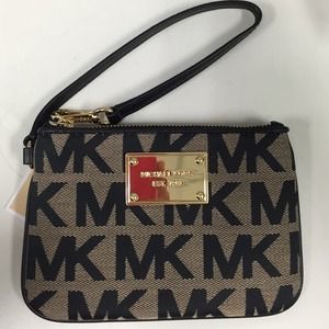 Michael Kors logo print wristlet