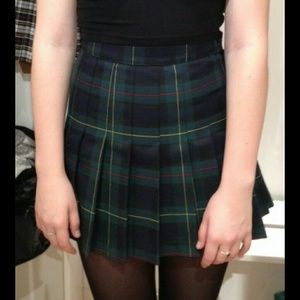 American Apparel plaid tennis skirt Small NWT