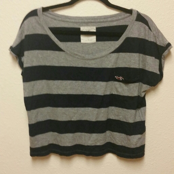 ❤Hollister crop shirt❤