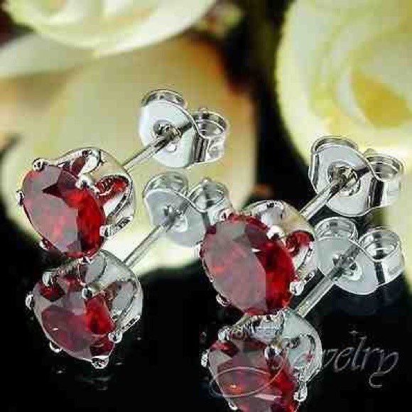.925 Sterling Silver Jewelry - RubyCZSterling Earrings🌟1 left