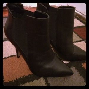 Steven-by Steve Madden Black Booties