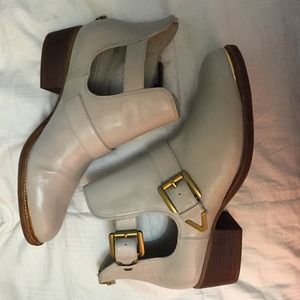 Brand New Bootie from Elliott Lucca
