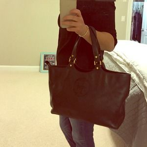 Tory Burch black leather bag (medium size)