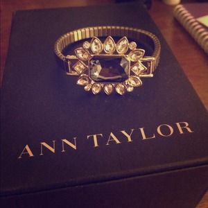 Gorgeous Ann Taylor Bracelet NWOT