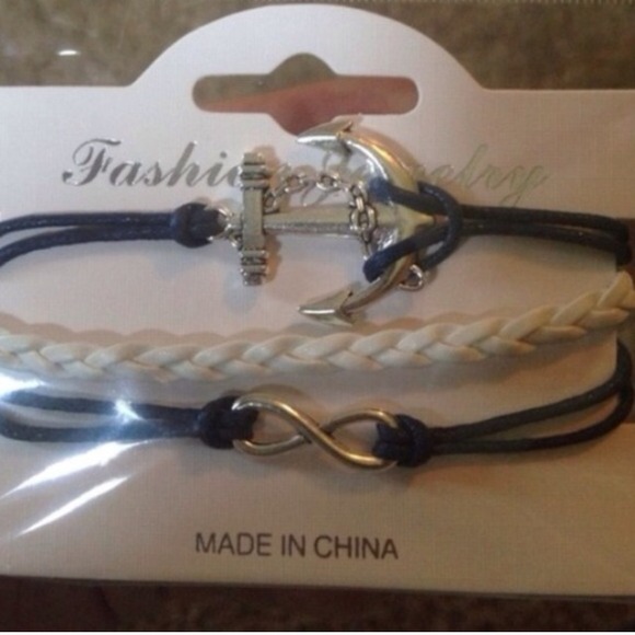 Anchor bracelet❌SOLD❌ - Picture 2 of 4