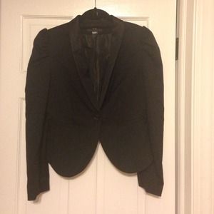 H&M - Feminine Black Blazer.